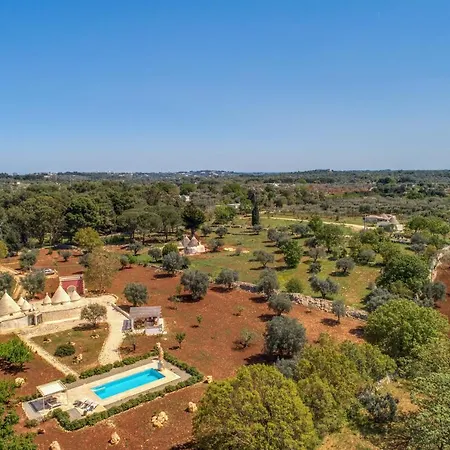 Trullo Lilia Apartment *